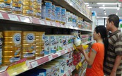 Hãng giảm giá sữa, cửa hàng vẫn “cố thủ” Hãng giảm giá sữa, cửa hàng vẫn “cố thủ”