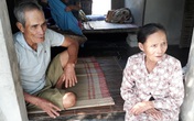 Đôi vợ chồng được mệnh danh là “Robinson xứ Huế” Đôi vợ chồng được mệnh danh là “Robinson xứ Huế”