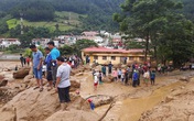 Tuyệt đối không để người dân bị đói và thiếu thuốc chữa bệnh Tuyệt đối không để người dân bị đói và thiếu thuốc chữa bệnh