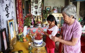 3 đứa trẻ bơ vơ sau thảm kịch cha chết cháy, mẹ tự tử 3 đứa trẻ bơ vơ sau thảm kịch cha chết cháy, mẹ tự tử