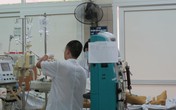 Uống 19 viên paracetamol hạ sốt, nam thanh niên ngộ độc, viêm gan nặng Uống 19 viên paracetamol hạ sốt, nam thanh niên ngộ độc, viêm gan nặng