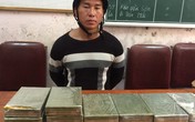 Nghệ An: Bắt đối tượng mang 20 bánh heroin từ Lào về Việt Nam Nghệ An: Bắt đối tượng mang 20 bánh heroin từ Lào về Việt Nam