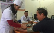 Nghị quyết số 20-NQ/TW: Thực hiện đãi ngộ xứng đáng đối với cán bộ y tế Nghị quyết số 20-NQ/TW: Thực hiện đãi ngộ xứng đáng đối với cán bộ y tế
