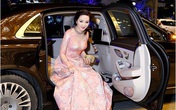 Con đường kinh doanh được rải hoa hồng của nàng Hoa hậu "không tuổi" Con đường kinh doanh được rải hoa hồng của nàng Hoa hậu "không tuổi"
