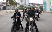 MC Anh Tuấn cùng 100 biker diễu hành mô tô khủng trước show "Trần Lập - Hẹn gặp lại" MC Anh Tuấn cùng 100 biker diễu hành mô tô khủng trước show "Trần Lập - Hẹn gặp lại"