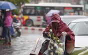 Đáng yêu và "đáng thương" hình ảnh nam giới đội mưa mua hoa ngày 8/3 Đáng yêu và "đáng thương" hình ảnh nam giới đội mưa mua hoa ngày 8/3