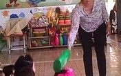 'Có những cô giáo coi đánh trẻ là chuyện đương nhiên' 'Có những cô giáo coi đánh trẻ là chuyện đương nhiên'