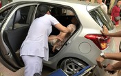 CSGT mở còi hú dẫn đường cho sản phụ sắp sinh CSGT mở còi hú dẫn đường cho sản phụ sắp sinh