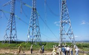 Ứng dụng công nghệ vệ sinh cách điện hotline đường dây 220 kV Ứng dụng công nghệ vệ sinh cách điện hotline đường dây 220 kV