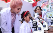 Cuộc sống của cô bé “homeschool”: Chưa đi học nhưng đã phát triển nhiều kỹ năng Cuộc sống của cô bé “homeschool”: Chưa đi học nhưng đã phát triển nhiều kỹ năng