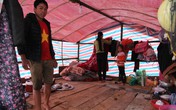 Tân Lạc, Hòa Bình: Sau vụ sập đồi, dân không dám về nơi ở cũ Tân Lạc, Hòa Bình: Sau vụ sập đồi, dân không dám về nơi ở cũ