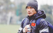Thủ môn Bùi Tiến Dũng khiến showbiz "náo loạn" vì "thả thính" khắp nơi Thủ môn Bùi Tiến Dũng khiến showbiz "náo loạn" vì "thả thính" khắp nơi