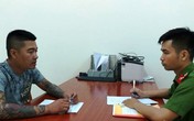 Bắt 2 đối tượng đuổi đánh một công nhân vào tận phòng Chủ tịch UBND xã Bắt 2 đối tượng đuổi đánh một công nhân vào tận phòng Chủ tịch UBND xã