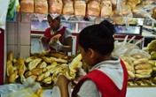 Khủng hoảng kinh tế, bánh mì thành món ăn sang chảnh của dân Venezuela Khủng hoảng kinh tế, bánh mì thành món ăn sang chảnh của dân Venezuela
