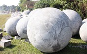 "Số phận" 40 quả "bóng xích" trước cửa SVĐ Mỹ Đình sẽ ra sao sau khi đội tuyển Việt Nam giành được cúp vô địch AFF? "Số phận" 40 quả "bóng xích" trước cửa SVĐ Mỹ Đình sẽ ra sao sau khi đội tuyển Việt Nam giành được cúp vô địch AFF?