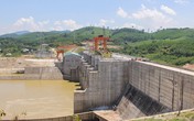 Người đàn ông nhặt sắt vụn bị cuốn trôi khi thủy điện xả nước Người đàn ông nhặt sắt vụn bị cuốn trôi khi thủy điện xả nước