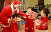 Thu 300.000 đồng/5 phút tặng quà: "Ông già Noel" Việt kiếm tiền triệu mỗi ngày Thu 300.000 đồng/5 phút tặng quà: "Ông già Noel" Việt kiếm tiền triệu mỗi ngày