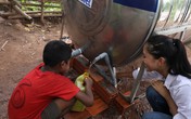 Hoa hậu Tiểu Vy gây xúc động khi để mặt mộc, mặc đồ giản dị đi tìm nước cho trẻ em vùng cao Hoa hậu Tiểu Vy gây xúc động khi để mặt mộc, mặc đồ giản dị đi tìm nước cho trẻ em vùng cao