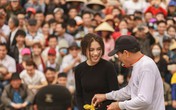 Nữ đô vật 16 tuổi xinh như mộng ở hội làng gây 'sốt mạng' Nữ đô vật 16 tuổi xinh như mộng ở hội làng gây 'sốt mạng'