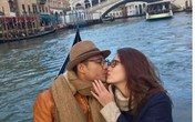 Đan Lê tiết lộ 20 năm "bi, hài, lãng mạn, kinh dị" với đạo diễn Khải Anh Đan Lê tiết lộ 20 năm "bi, hài, lãng mạn, kinh dị" với đạo diễn Khải Anh