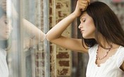 "Nổi sóng" khi chồng gặp lại người cũ "Nổi sóng" khi chồng gặp lại người cũ