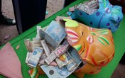 Cả năm không đi làm, chỉ ở nhà chăm con mà vẫn để riêng được 12 triệu xài Tết, mẹ trẻ này khiến chị em ghen tị Cả năm không đi làm, chỉ ở nhà chăm con mà vẫn để riêng được 12 triệu xài Tết, mẹ trẻ này khiến chị em ghen tị