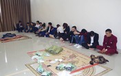 Tụ tập xóc đĩa ăn tiền "khủng", 20 đối tượng bị sa lưới Tụ tập xóc đĩa ăn tiền "khủng", 20 đối tượng bị sa lưới