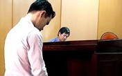 Vết trượt của nam giảng viên ở Sài Gòn Vết trượt của nam giảng viên ở Sài Gòn