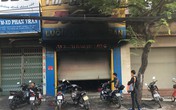 Ba người kêu cứu trong tiệm túi xách bốc cháy ngùn ngụt ở Sài Gòn Ba người kêu cứu trong tiệm túi xách bốc cháy ngùn ngụt ở Sài Gòn