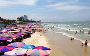 Tiểu thương Vũng Tàu bán hải sản không nghỉ tay dịp 30/4 Tiểu thương Vũng Tàu bán hải sản không nghỉ tay dịp 30/4