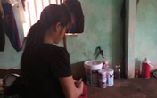 Gia cảnh của bé gái nghi bị người họ hàng xâm hại tình dục Gia cảnh của bé gái nghi bị người họ hàng xâm hại tình dục