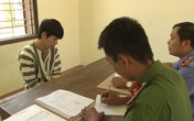Dùng cỏ Mỹ xong đốt phá nhà, dùng dao chém người Dùng cỏ Mỹ xong đốt phá nhà, dùng dao chém người