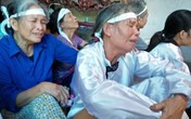 Vụ 3 mẹ con thai phụ tử vong dưới gầm xe tải: Đẫm nước mắt tiễn đưa thi thể 3 nạn nhân xấu số Vụ 3 mẹ con thai phụ tử vong dưới gầm xe tải: Đẫm nước mắt tiễn đưa thi thể 3 nạn nhân xấu số