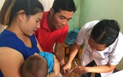 Bộ Y tế nghiên cứu hạ độ tuổi tiêm vaccine phòng bệnh sởi Bộ Y tế nghiên cứu hạ độ tuổi tiêm vaccine phòng bệnh sởi