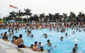 Bể bơi "nóng" ngày hè, nếu không muốn họa đừng bơi giờ này Bể bơi "nóng" ngày hè, nếu không muốn họa đừng bơi giờ này