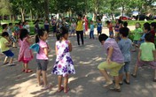 Thu tiền trường: Đã đến lúc “trả lại tự do” cho giáo viên Thu tiền trường: Đã đến lúc “trả lại tự do” cho giáo viên