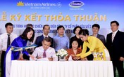 Vietnam Airlines và Vinamilk hợp tác chiến lược cùng phát triển thương hiệu vươn tầm quốc tế Vietnam Airlines và Vinamilk hợp tác chiến lược cùng phát triển thương hiệu vươn tầm quốc tế