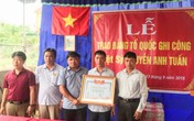 Nghệ An: Trao bằng “Tổ quốc ghi công” cho nam sinh quên mình cứu bạn Nghệ An: Trao bằng “Tổ quốc ghi công” cho nam sinh quên mình cứu bạn