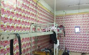 Cả KTX nam chia nhau đi khắp Hà Nội tìm giấy dán tường... Hello Kitty và cái kết "hết hồn" Cả KTX nam chia nhau đi khắp Hà Nội tìm giấy dán tường... Hello Kitty và cái kết "hết hồn"