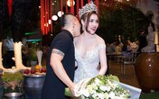 Á hậu Thư Dung vướng nhiều bê bối trước khi bị thu hồi danh hiệu Á hậu Thư Dung vướng nhiều bê bối trước khi bị thu hồi danh hiệu