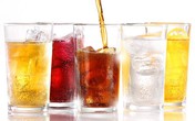 Cơ thể bạn phải hứng chịu điều gì khi uống 1 lon nước ngọt có ga trong 1 giờ? Cơ thể bạn phải hứng chịu điều gì khi uống 1 lon nước ngọt có ga trong 1 giờ?