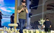 Hé lộ hình ảnh Lê Hiếu tập dượt cho đám cưới tối nay Hé lộ hình ảnh Lê Hiếu tập dượt cho đám cưới tối nay