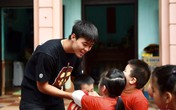 Chuyện thâm cung bí sử của 3 tuyển thủ nổi tiếng quê Đông Anh (3): Nhiều lần rơi nước mắt vì thương con Chuyện thâm cung bí sử của 3 tuyển thủ nổi tiếng quê Đông Anh (3): Nhiều lần rơi nước mắt vì thương con