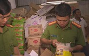 Gần 12 tấn hạt nêm, bột ngọt giả sắp tuồn ra thị trường Gần 12 tấn hạt nêm, bột ngọt giả sắp tuồn ra thị trường