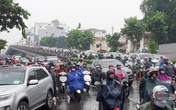 Mưa dai dẳng nhiệt độ giảm sâu, người Sài Gòn mặc áo lạnh như Hà Nội Mưa dai dẳng nhiệt độ giảm sâu, người Sài Gòn mặc áo lạnh như Hà Nội