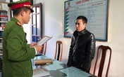 "Yêu râu xanh" dụ bé gái 14 tuổi đi chơi, rồi chở ra đồng giao cấu "Yêu râu xanh" dụ bé gái 14 tuổi đi chơi, rồi chở ra đồng giao cấu