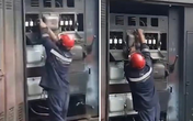 Trạm biến áp phát nổ kinh hoàng, thợ điện thoát chết trong gang tấc Trạm biến áp phát nổ kinh hoàng, thợ điện thoát chết trong gang tấc