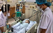 Cứu sống bé trai 2 tuổi sốc phản vệ, ngừng thở, ngừng tim sau khi tiêm kháng sinh Cứu sống bé trai 2 tuổi sốc phản vệ, ngừng thở, ngừng tim sau khi tiêm kháng sinh