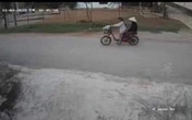 Tướng Nguyễn Hữu Cầu: Bà nội giết cháu ở Nghệ An khai nhờ cháu cọ lưng rồi đẩy xuống hồ Tướng Nguyễn Hữu Cầu: Bà nội giết cháu ở Nghệ An khai nhờ cháu cọ lưng rồi đẩy xuống hồ