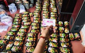 Rùng mình với những hộp mứt Tết mượn danh handmade để thổi giá cao Rùng mình với những hộp mứt Tết mượn danh handmade để thổi giá cao